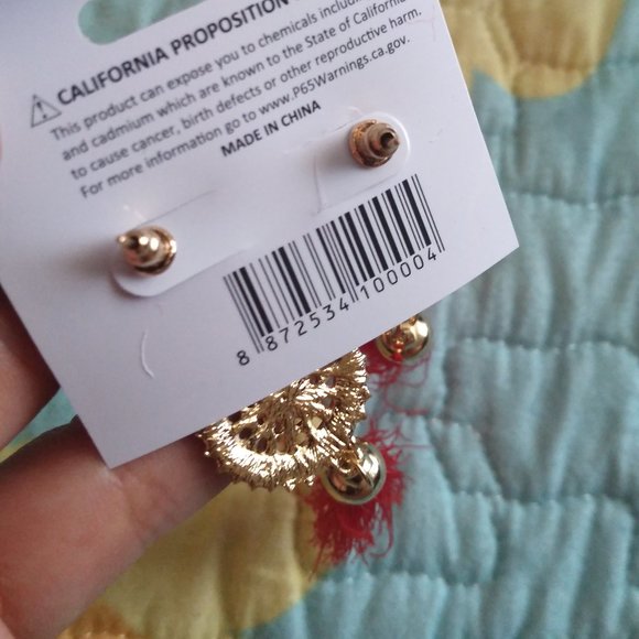 Women Tassel Earrings - Picture 2 of 4